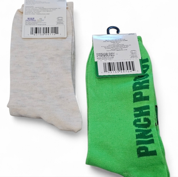 Care Bears And Peanuts, St. Patricks Day Socks. New, Size 6-12 - Picture 3 of 3